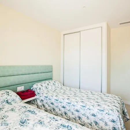 Leonardo Apartment